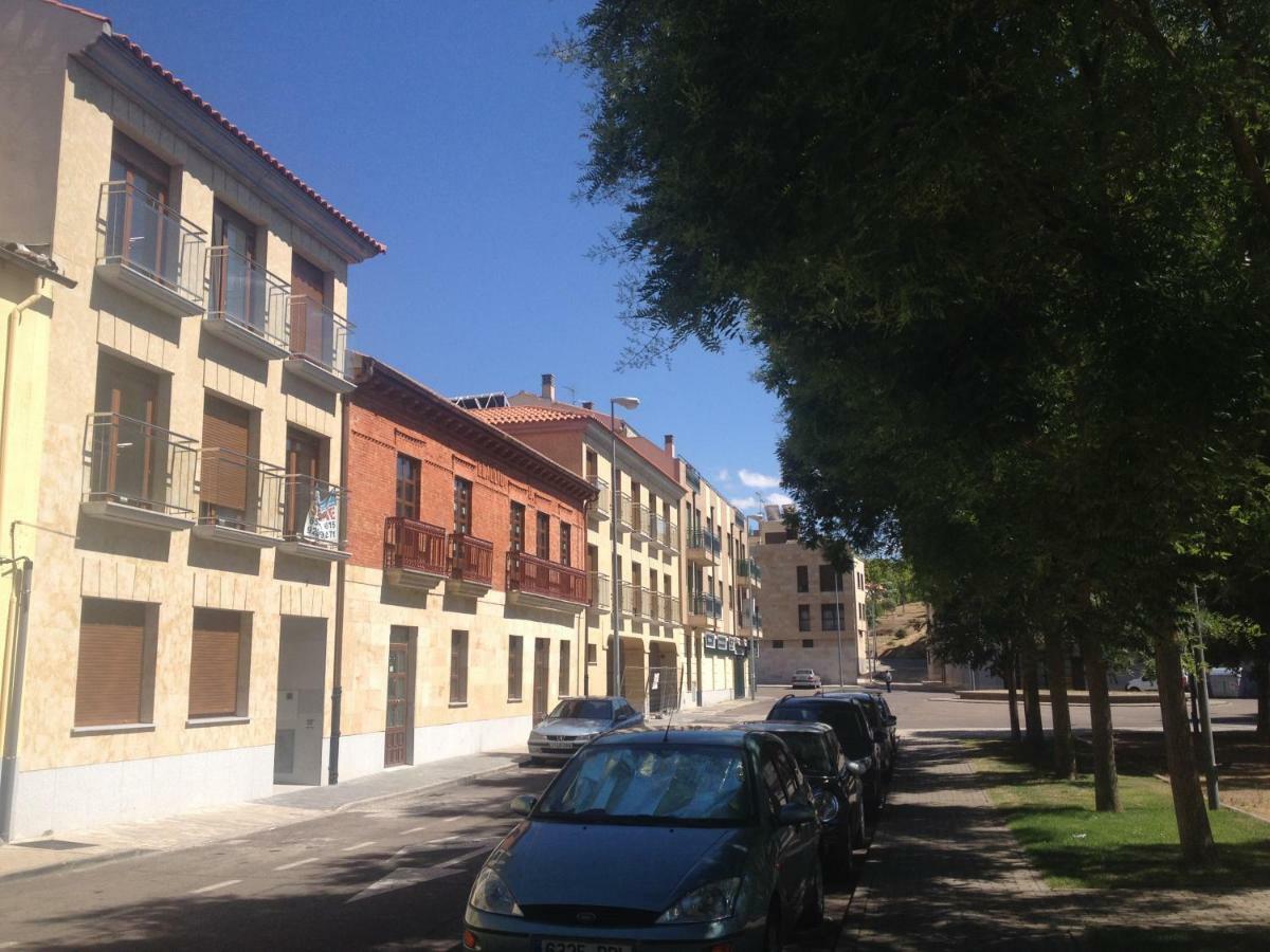 Apartamento turisticos Puente Romano P3 1-A Salamanca Bagian luar foto